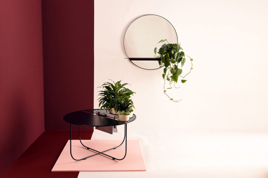 Bujnie lustro Halo i stoli Ovio